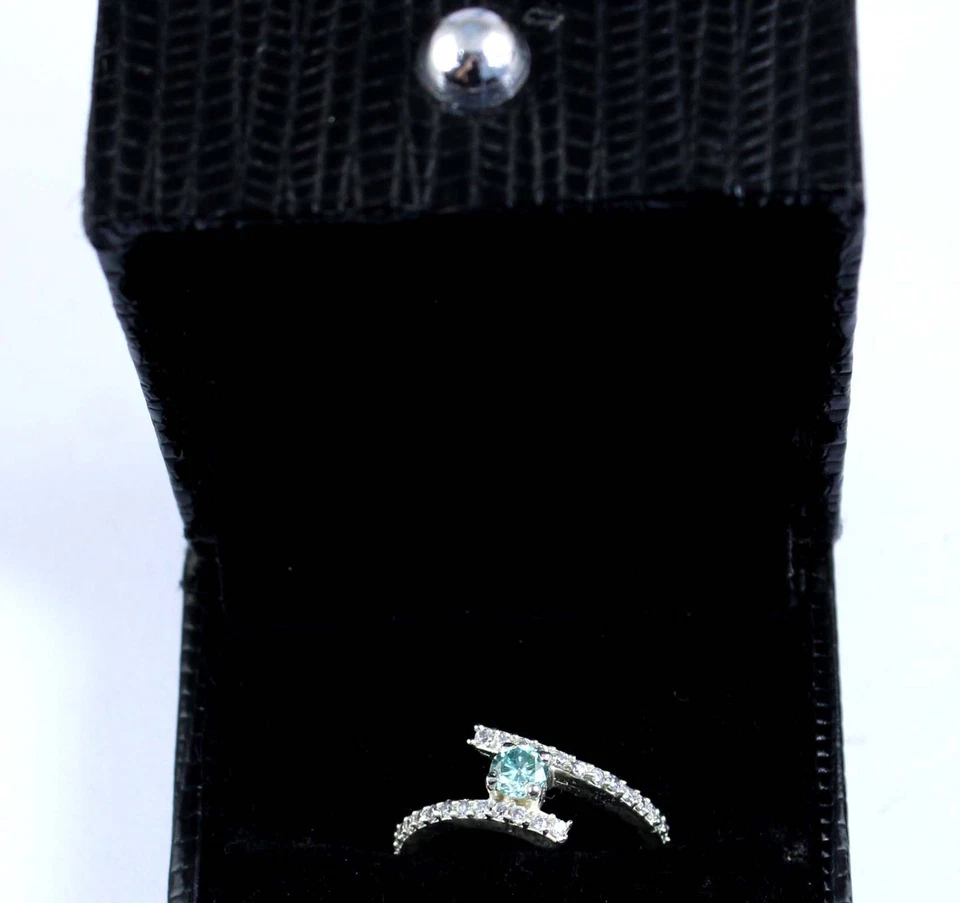 Brillantschliff Smaragdgrüner Solitär-Diamantring 0,85 ct 4 mm AGI - Bild 1 von 4