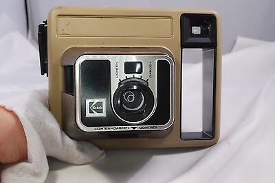 Kodak Pleaser II Kodamatic Camera HS144-10 instant color film 5222008 Parts as i Kodak Pleaser II Kodamatic Camera HS144-10 instant color film 5222008 Parts as i