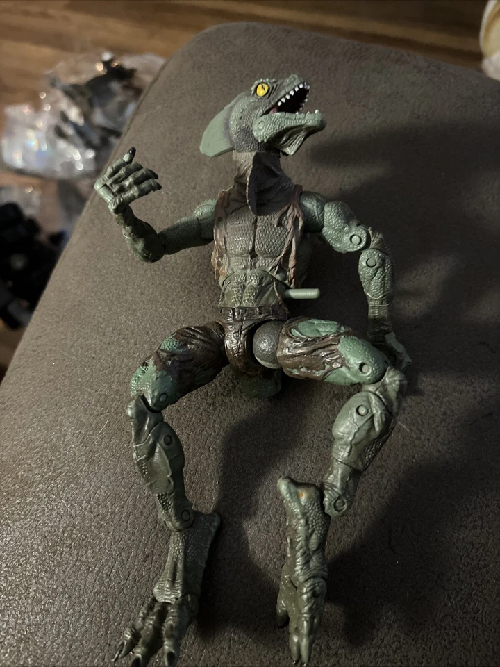 Marvel Legend Ultimate Lizard Action Figure Spider-Man classic toy biz 2004 - Image 3 of 4