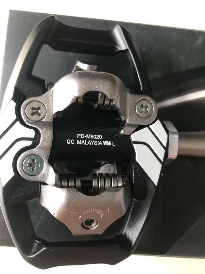 Pedal de bicicleta mtb Shimano Deore XT PD-M8020 con tacos SPD autobloqueantes SPD MTB Foto 4 de 4