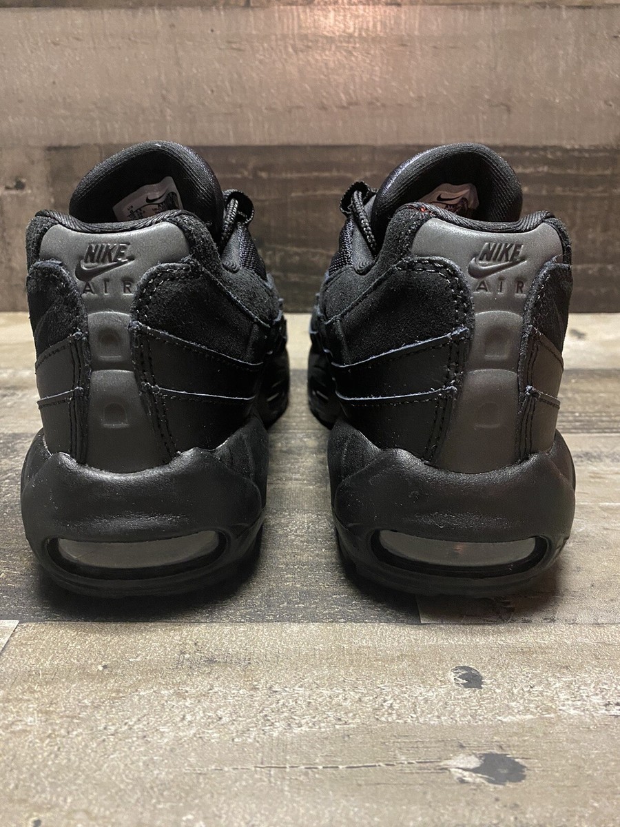 Nike Air Max 95 Essential Triple Black Running Shoes Men's
