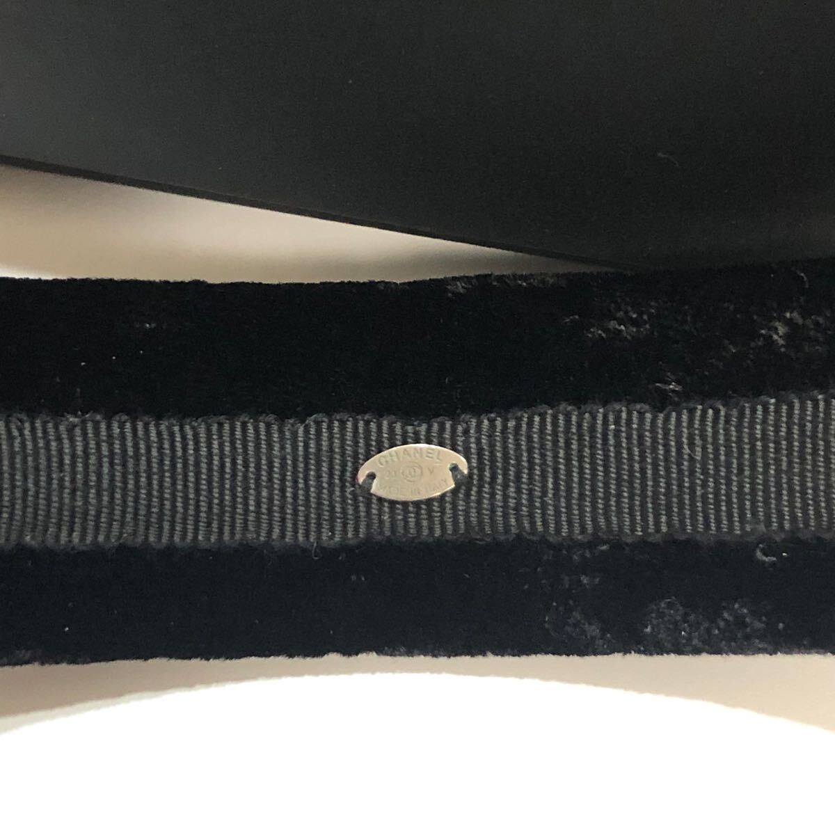 CHANEL Headband Black Velour Gold CC Logo Coco 23V with Box CHANEL Headband Black Velour Gold CC Logo Coco 23V with Box