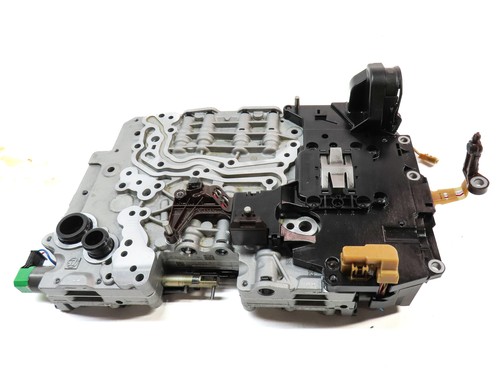 14-16 LR4 RANGE ROVER SPORT (L494) 3.0L 8HP-70 AUTOMATIC TRANSMISSION VALVE BODY - Picture 2 of 8