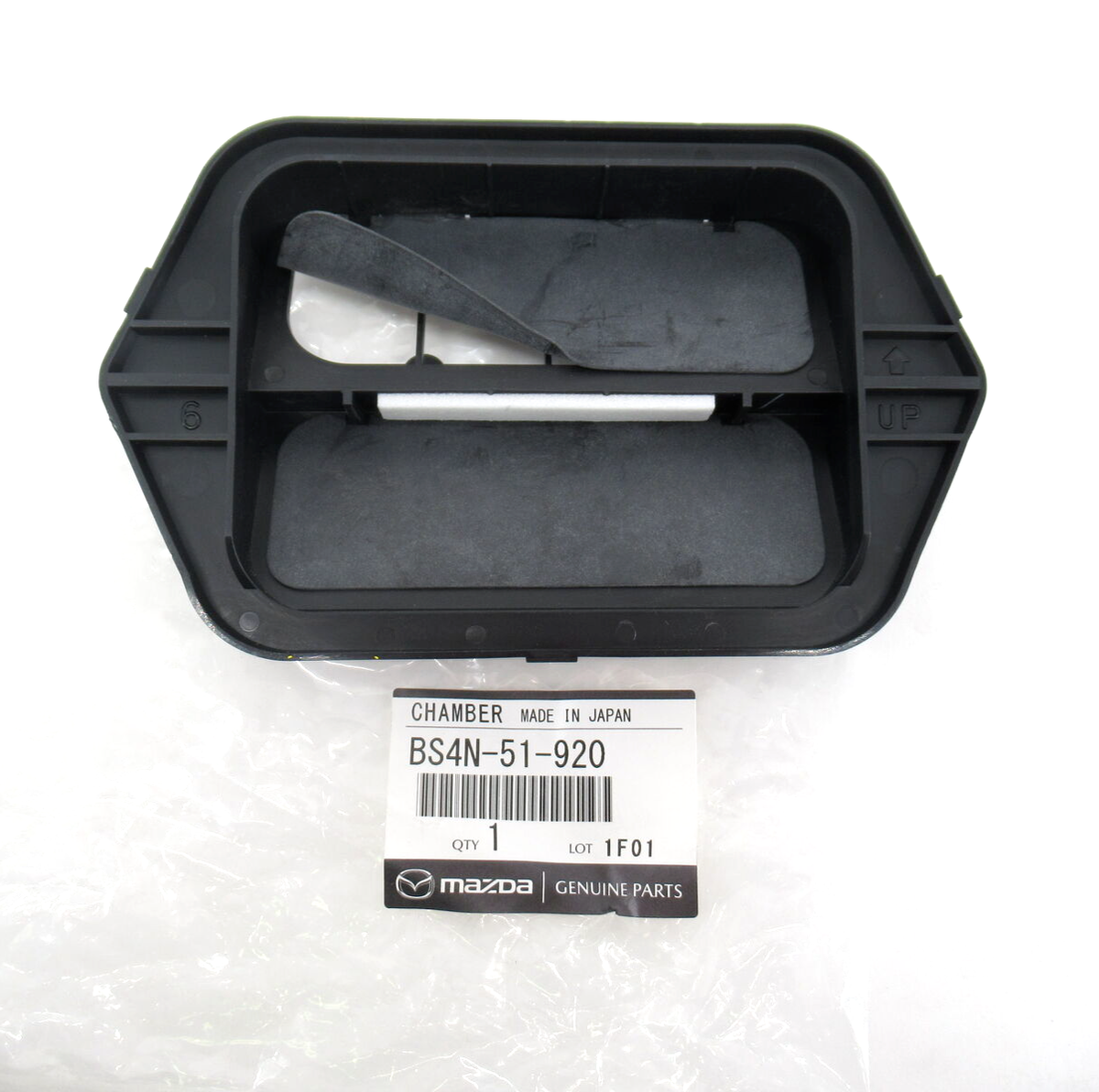 ピース921 Genuine OEM Mazda BS4N-51-920 Rear Chamber Extractor Vent 2007-09