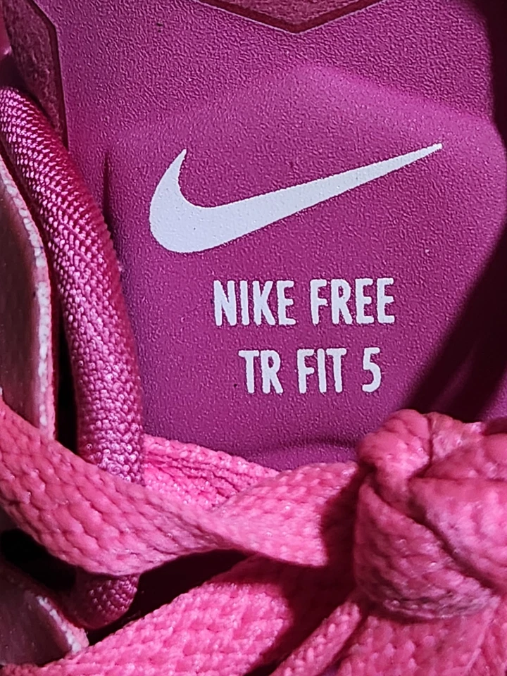 Nike Free TR FIT 5 Gimnasio Entrenamiento Zapatos Para Mujer Talla 8.5 Rosa Blanco 8 1/2 5.0 Foto 3 de 4