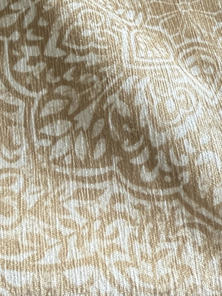 Par de painéis de cortina de damasco DKNY 85x50 bege bronzeado ilhó jacquard em excelente estado usado designer - Imagem 4 de 4