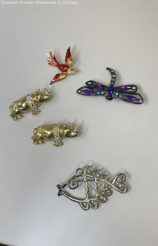 Colorful Rhinestone Mixed Variety Animal Brooch Lot, 71.8g