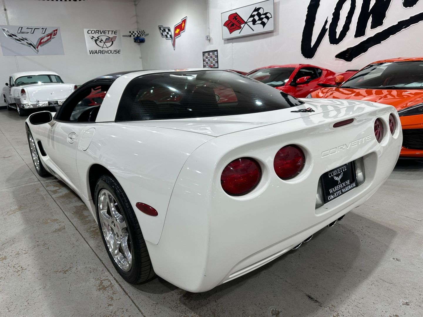 2002 [40U] Speedway White Chevrolet Corvette   | C5 Corvette Photo 4