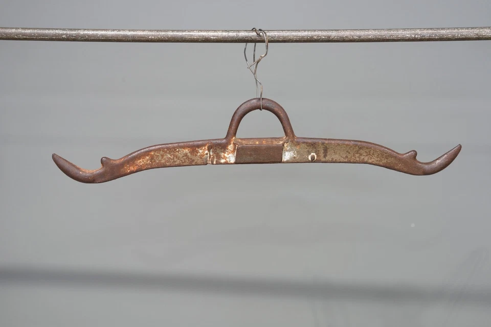 Винтажный чугунный кронштейн для мяса крюк мясник стойка антикварное пальто шляпа рубашка вешалка - Изображение 3 из 4