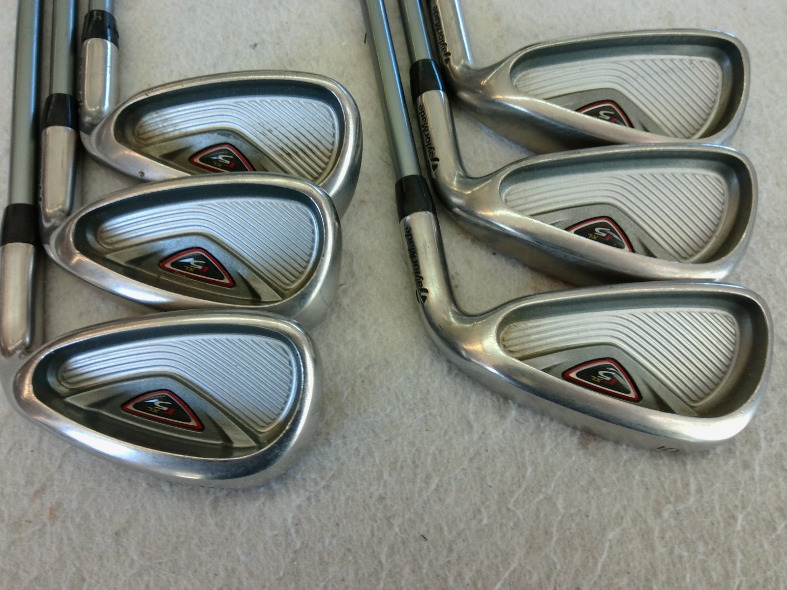 NICE WOMENS TAYLORMADE R5 XL 5-PW IRON SET TAYLORMADE LADY G