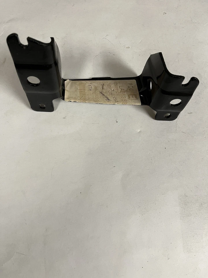 Soporte parachoques delantero derecho Mopar genuino 55076528 Foto 4 de 4