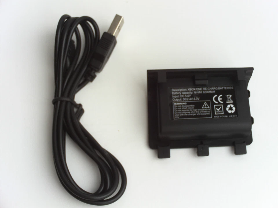 2 New Rechargeable Battery Packs Microsoft XBOX ONE Wireless Controller Charger - Image 4 of 4