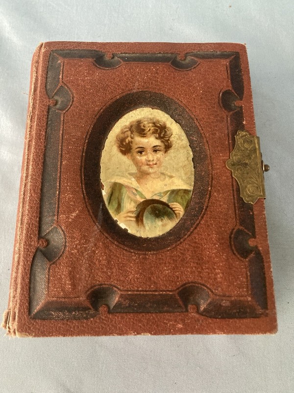 Early Victorian Miniature Embossed Pocket Photo Album With 3 Photos