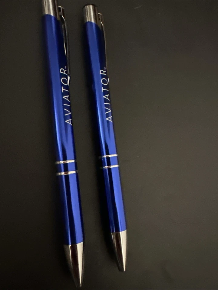 Bolígrafos rojos/azules American Airlines. Foto 2 de 2