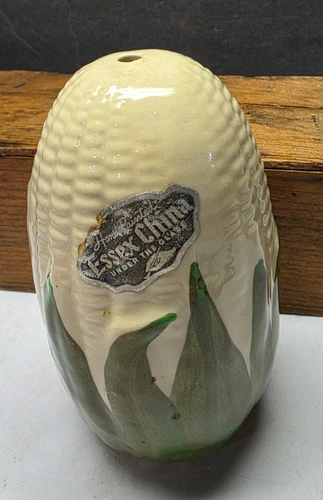 VINTAGE SHAWNEE POTTERY ESSEX CHINA CORN SUGAR SHAKER MUFFINEER WITH LABEL