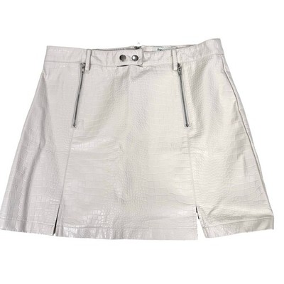FRANCESCAS Faux Leather Mini Skirt Embossed Croc And Zipper Accents Size L