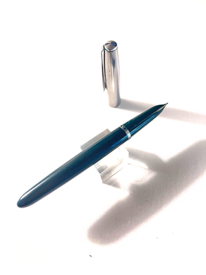 Choose 1 1950s Parker 21 fountain pen FINE-MED nib Squeeze Filler