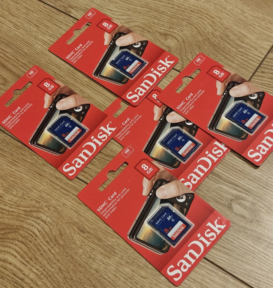 Sandisk 8GB SD Card SDHC Memory Card  - Image 2 of 4
