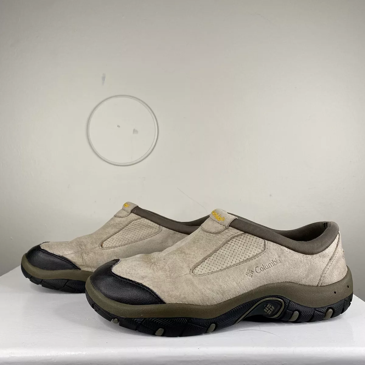 COLUMBIA Yocum Slip On Omni Grip Tan Brown Suede Clogs