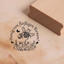 Motivstempel Honig von flei&szlig;igen Bienen - Biene &uuml;ber der Wiese Stempel Holzstemp
