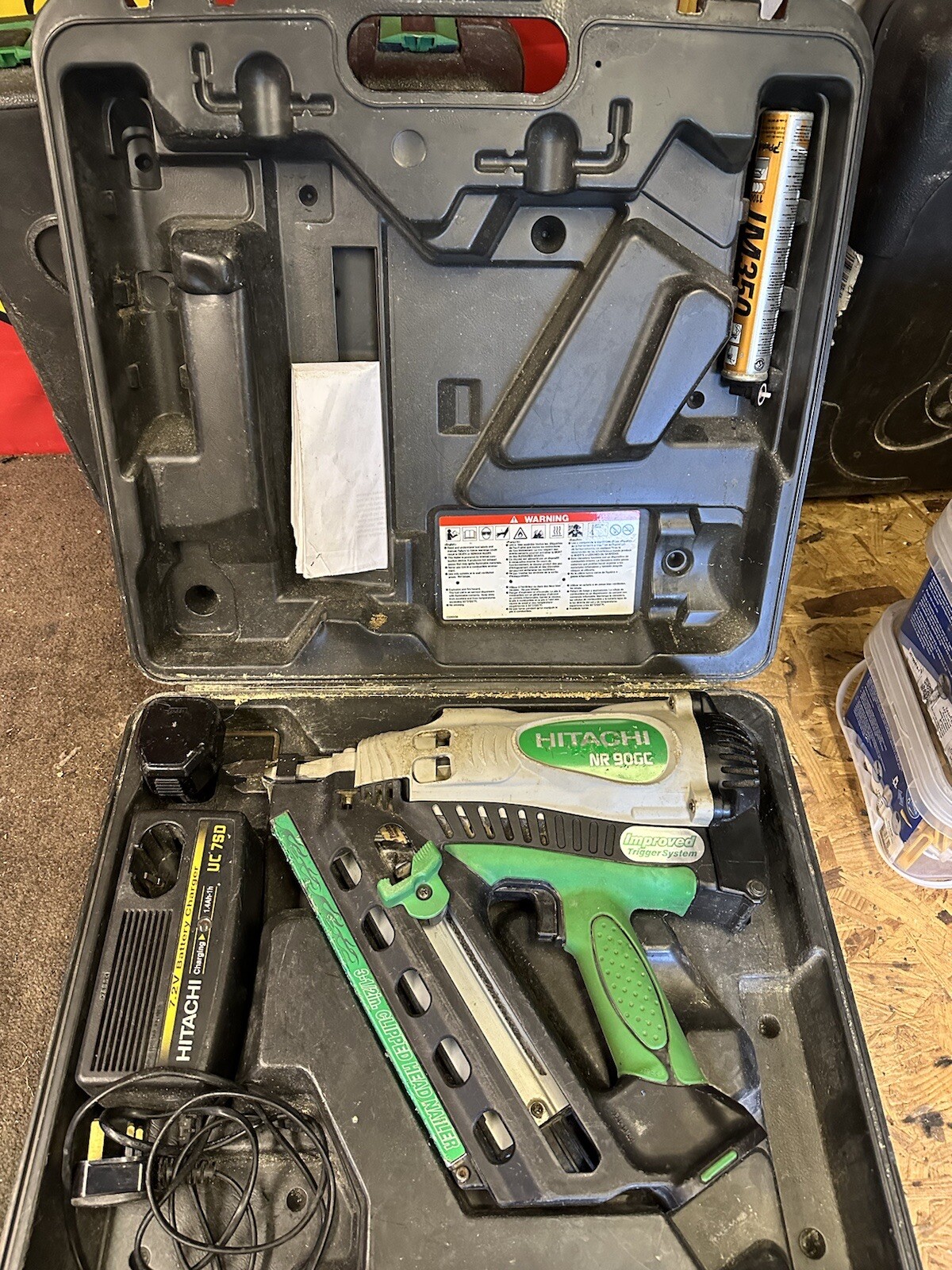 Hitachi Hikoki NR90GC2 7.2V Cordless Gas First Fix Nail Gun eBay