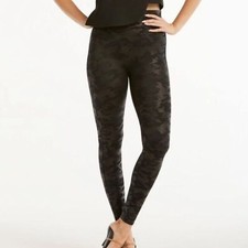 NEW SPANX Faux Leather Camo Leggings In Black Size M