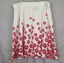 Torrid Womens Skirt 22 White Betty Boop Lips Red Kiss Knee length flare pockets