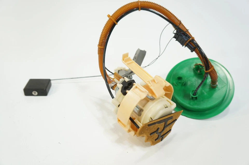 BMW E66 E65 745I 745LI 750LI 750I N62 V8 2002-2008 montaje de bomba de gas combustible OEM Foto 3 de 4