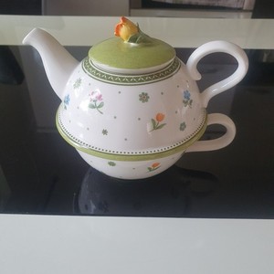 VILLEROY & BOCH Farmers Spring Hühner & Hahn - Deckeldose klein NEU