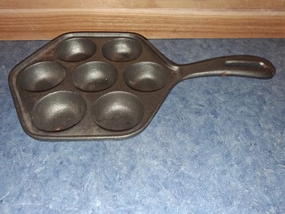 Vintage Cast Iron Danish Cake Biscuit  Egg Poacher Pan Skillet-Brand New! 