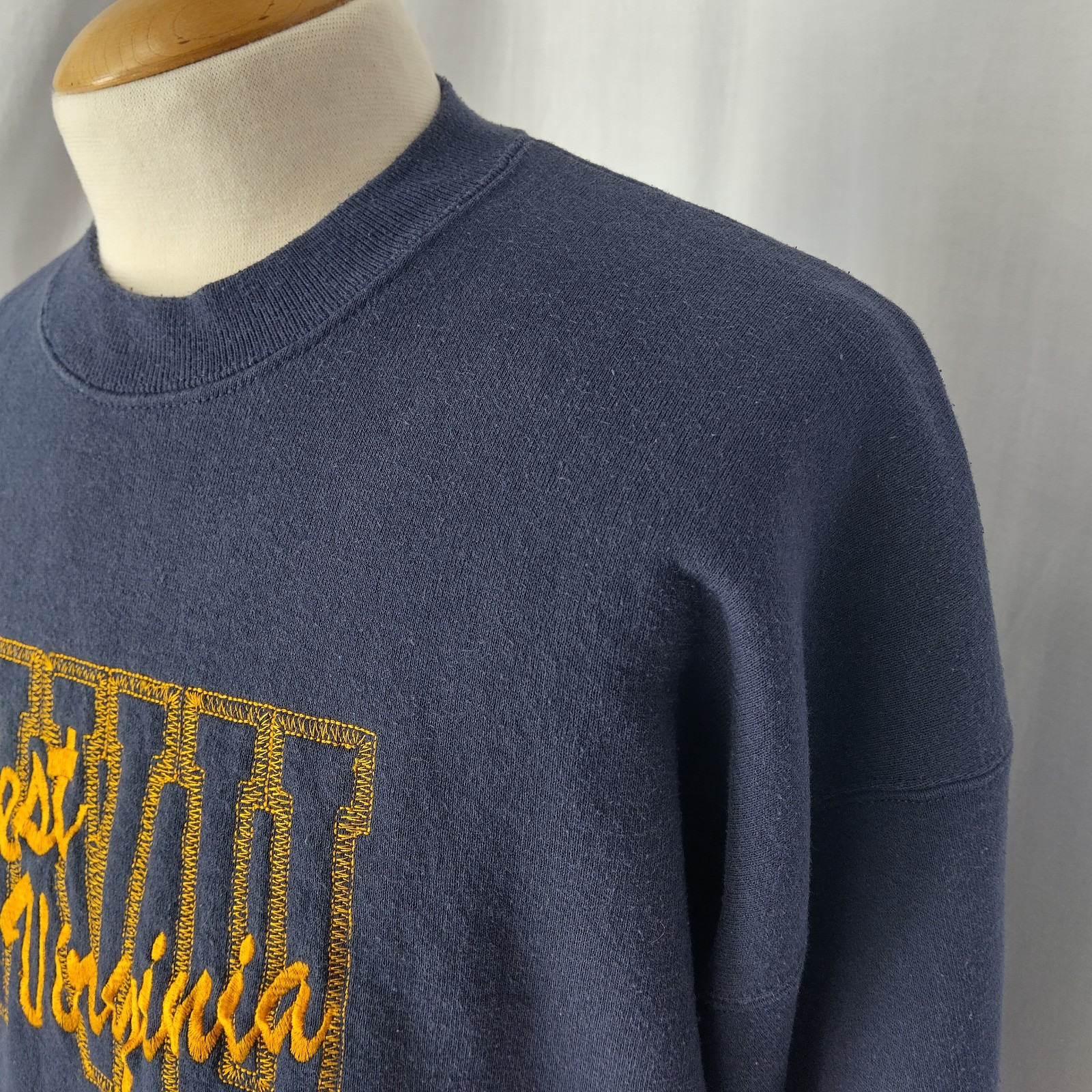 West Virginia University Lee Heavyweight Blue/Gold Sweatshirt embroidered XL thumbnail 15