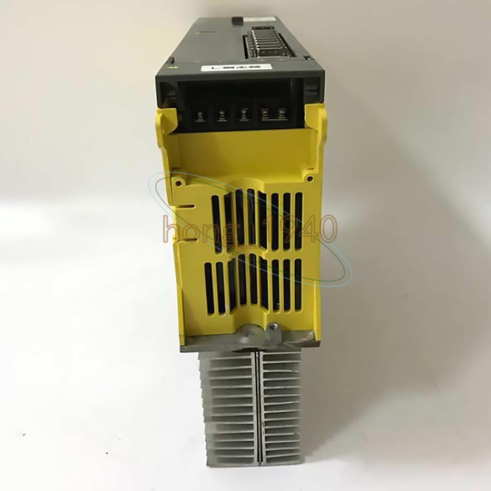 ONE USED FANUC SERVO DRIVE AMPLIFIER A06B-6102-H202#H520