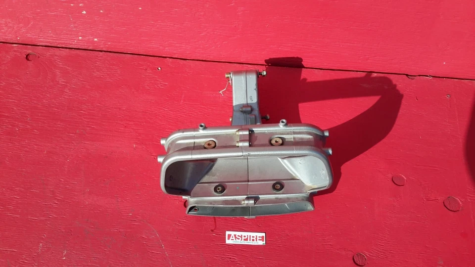 Soporte de montaje de marco de lámpara de faro deportivo Ducati ST4 ST4S 2002-2005 Sport Touring OEM Foto 3 de 4