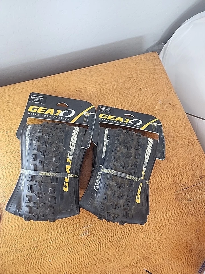 Nuevo neumático de bicicleta de montaña Geax Goma 27,5" x 2,25" - negro JUEGO DE 2  Foto 2 de 4