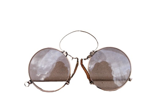 Vintage Antique Leather Covered Metal Hinged Eyeglass Case  display picture 2