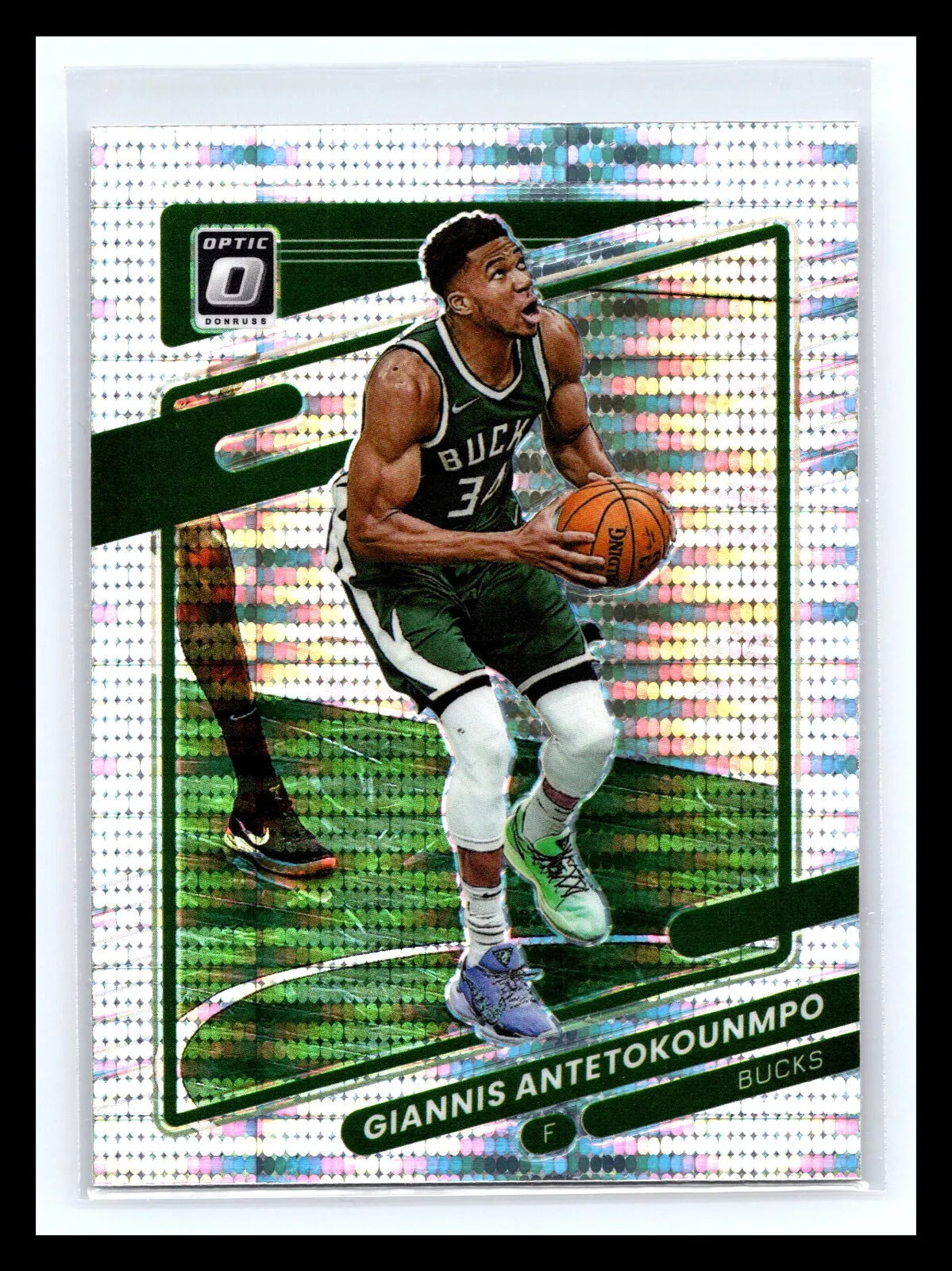 Giannis Antetokounmpo trading card