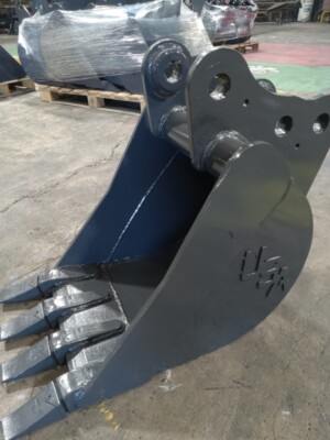 16 Inch Mini Excavator Bucket Fits Kubota KX033 Pin On by USA Attachments