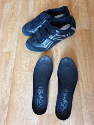 Esprit Leather Trainers Size 31 Removable Leather Soles Black