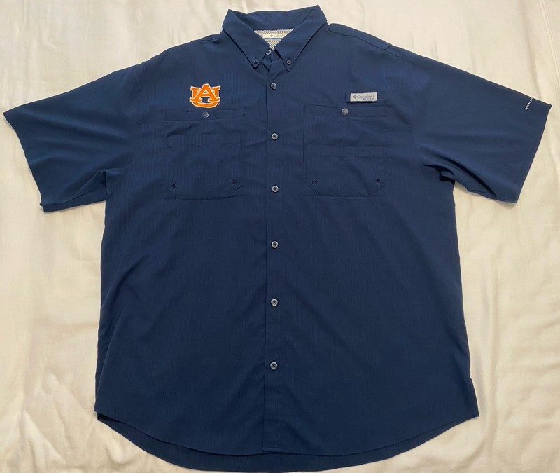 Men’s XL Navy Auburn University Columbia PFG Button Down Short Sleeve Shirt