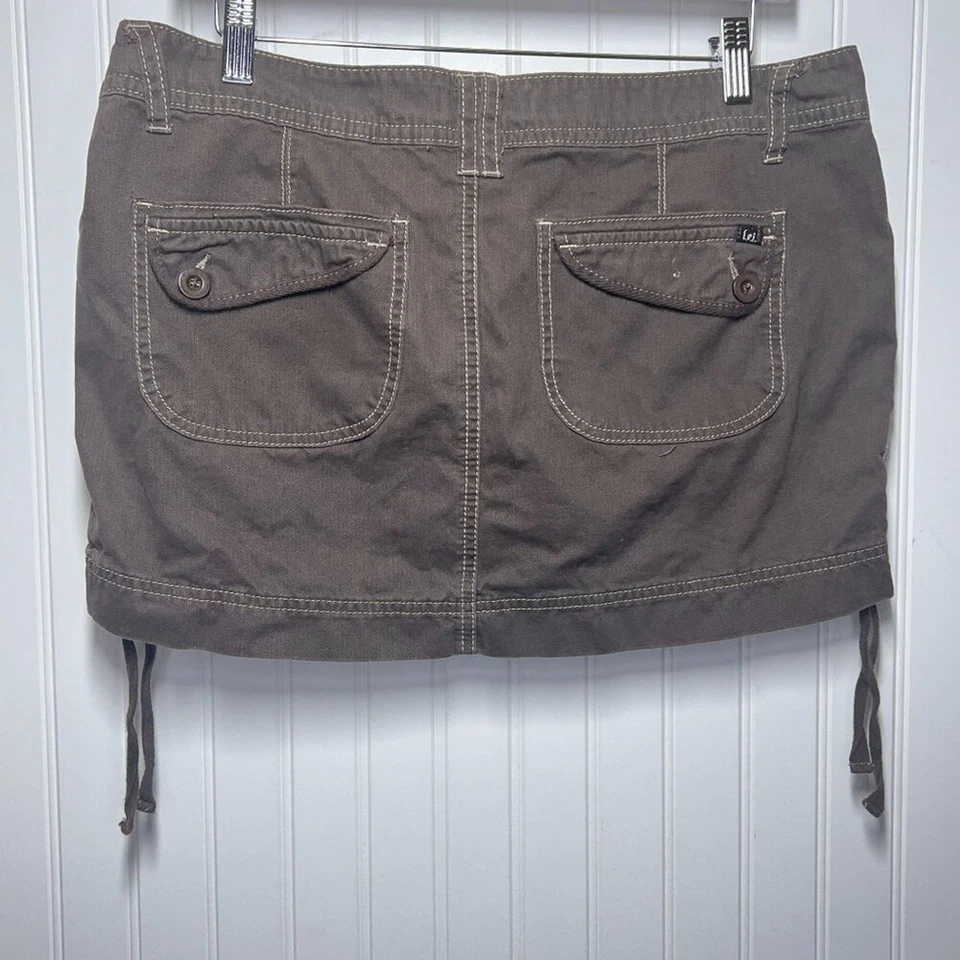 Minifalda LEI Marrón Pana Y2K Corbata Lateral Bolsillos Juniors 13 Ashley Trouble Foto 3 de 4
