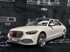 norev 1 18 Mercedes Benz Maybach S 680 4Matic 2021 White Metallic Mercedes Benz