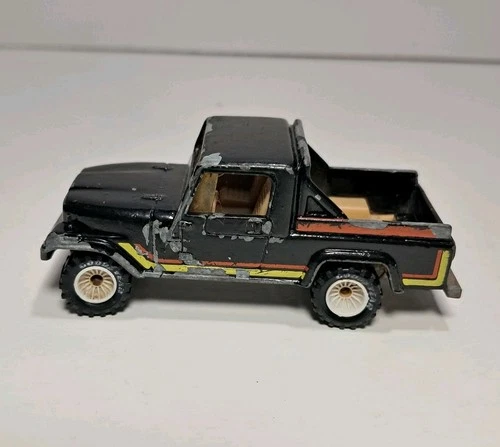 Hot Wheels 1982 Jeep Scrambler Truck 1/64 Diecast Black Orange Yellow Stripe VTG