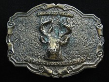 RF11116 VINTAGE 1977  DEER HUNTING AN AMERICAN TRADITION  BELT BUCKLE