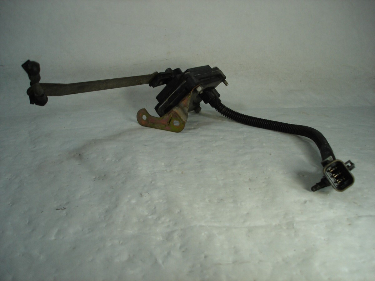 1990-1993 CADILLAC DEVILLE FWD REAR AUTO LEVEL RIDE SENSOR  
