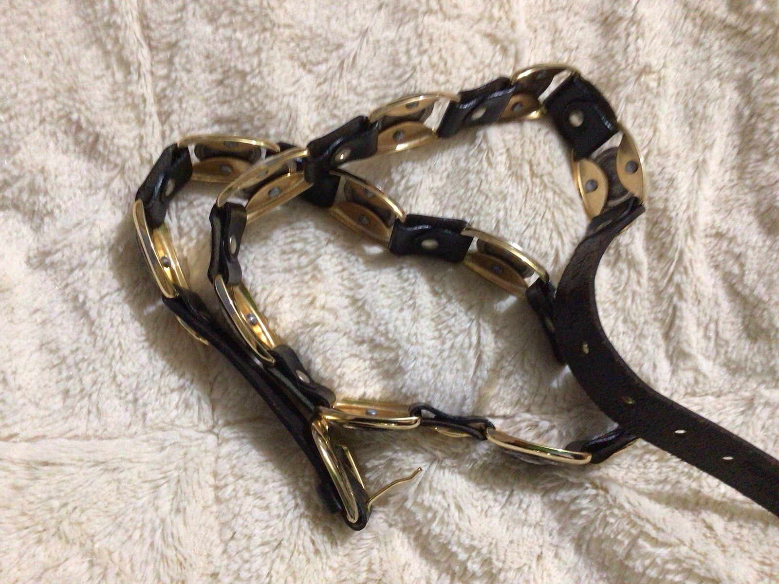 Vintage Versace (Estro Versa) Medusa Head Brass & Leather  display picture 1