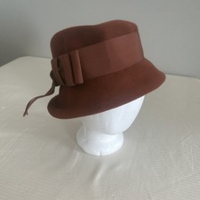Vintage Peachbloom Velour Union Made Women  s Cloche Hat 23 Rust Color