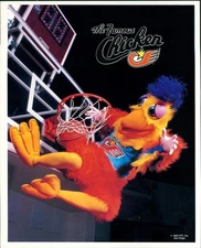 Mascot Famous Chicken Basketball Hoop Player Sports Costume Jump 8X10 News Photo