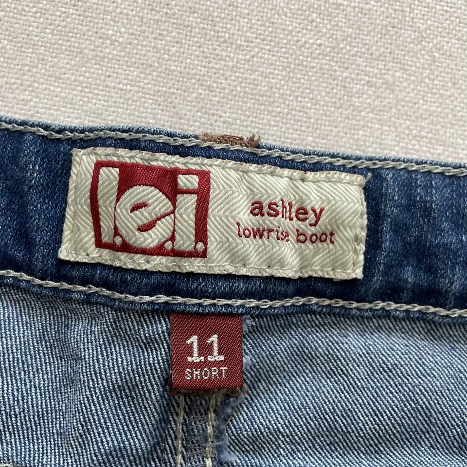 复古 L.E.I. Ashley Jeans Juniors 11 短蓝色低腰靴型弹力牛仔布 — 第 3/4 张图片
