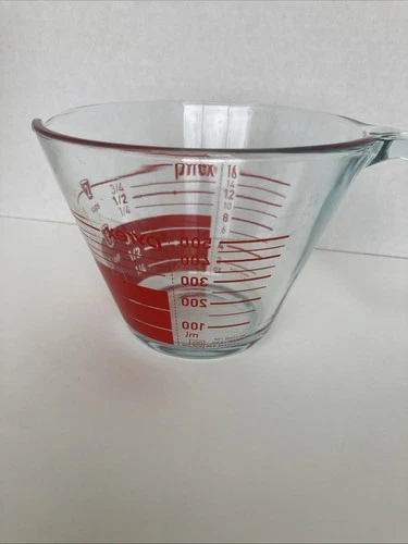 Pyrex 2 Cup ~ Measuring Cup Red Reverse Read Inside Vintage Glass ~ Excellent