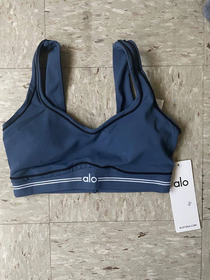 Alo Yoga Airbrush Heart Throb Bra and High Waist Legging Set Size Small blue - Image 2 of 4